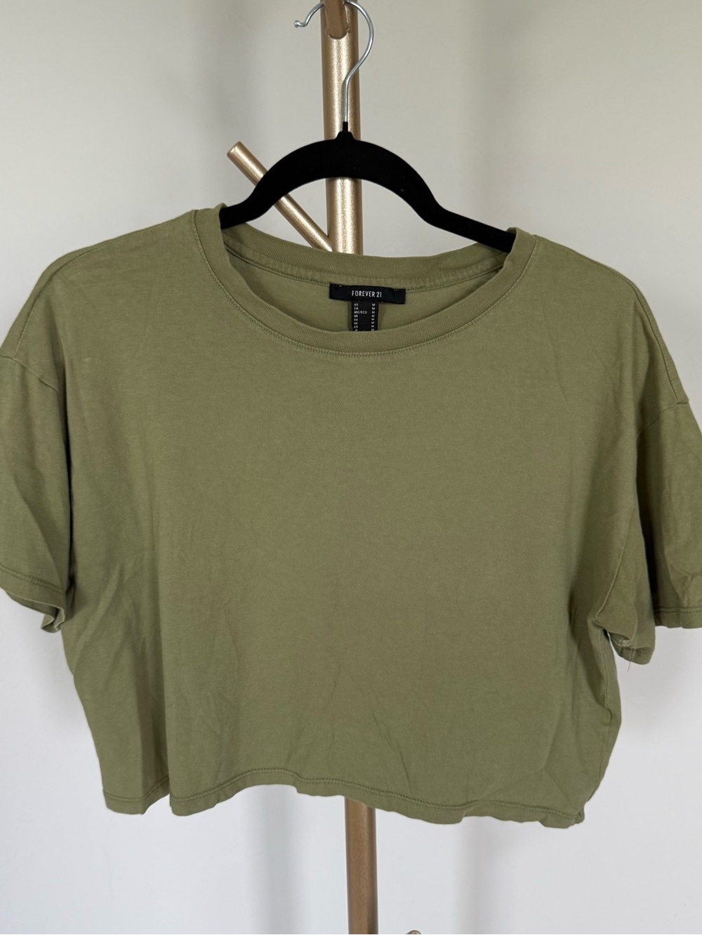 Forever 21 Olive Cropped Crew Tee
